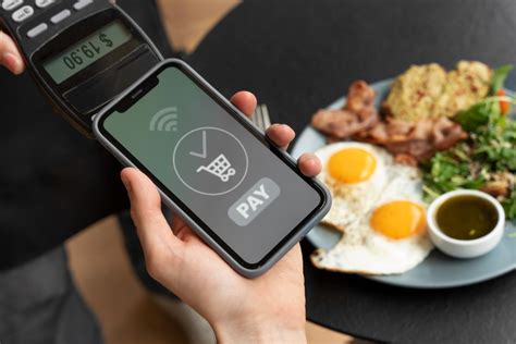 utiliser son smartphone comme badge nfc|Utiliser le NFC : comment payer sans contact avec son smartphone.